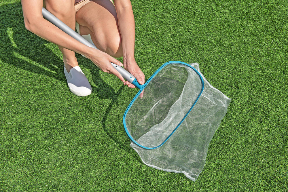 Bestway 58831 Pool Cleaning Set (12)