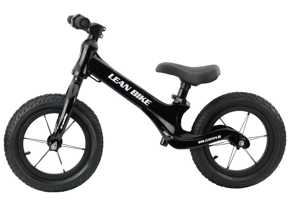 MAGNEZIO RS Lightweight Magnesium Balance Bike Black (2)