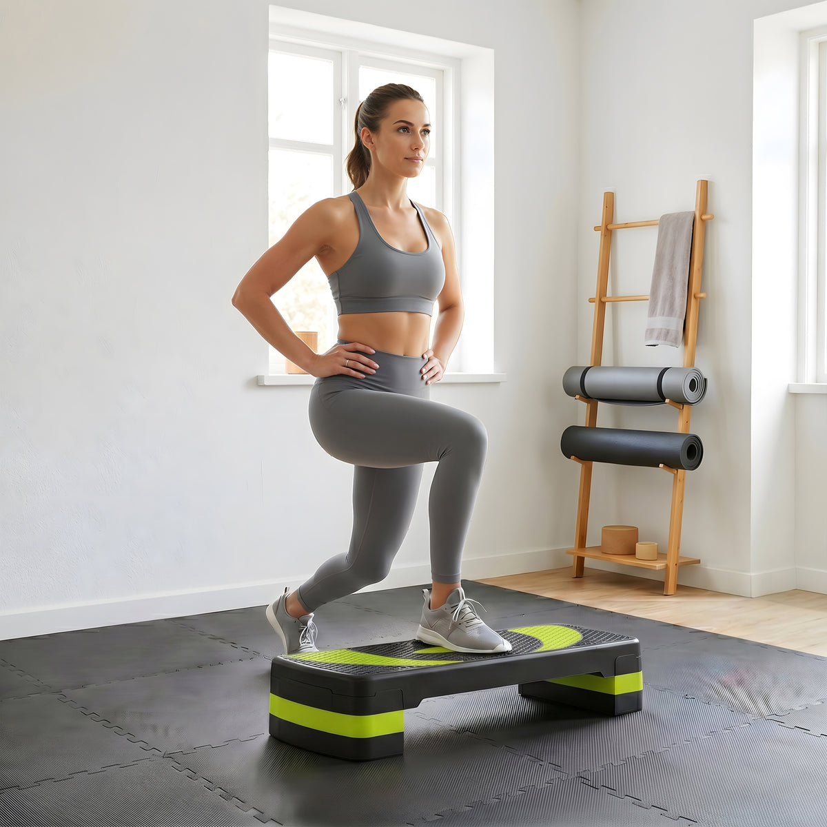 Aerobic stepper, height-adjustable, for indoor and outdoor use, weight capacity up to 150 kg, 80 x 31 x 10-20 cm (2)