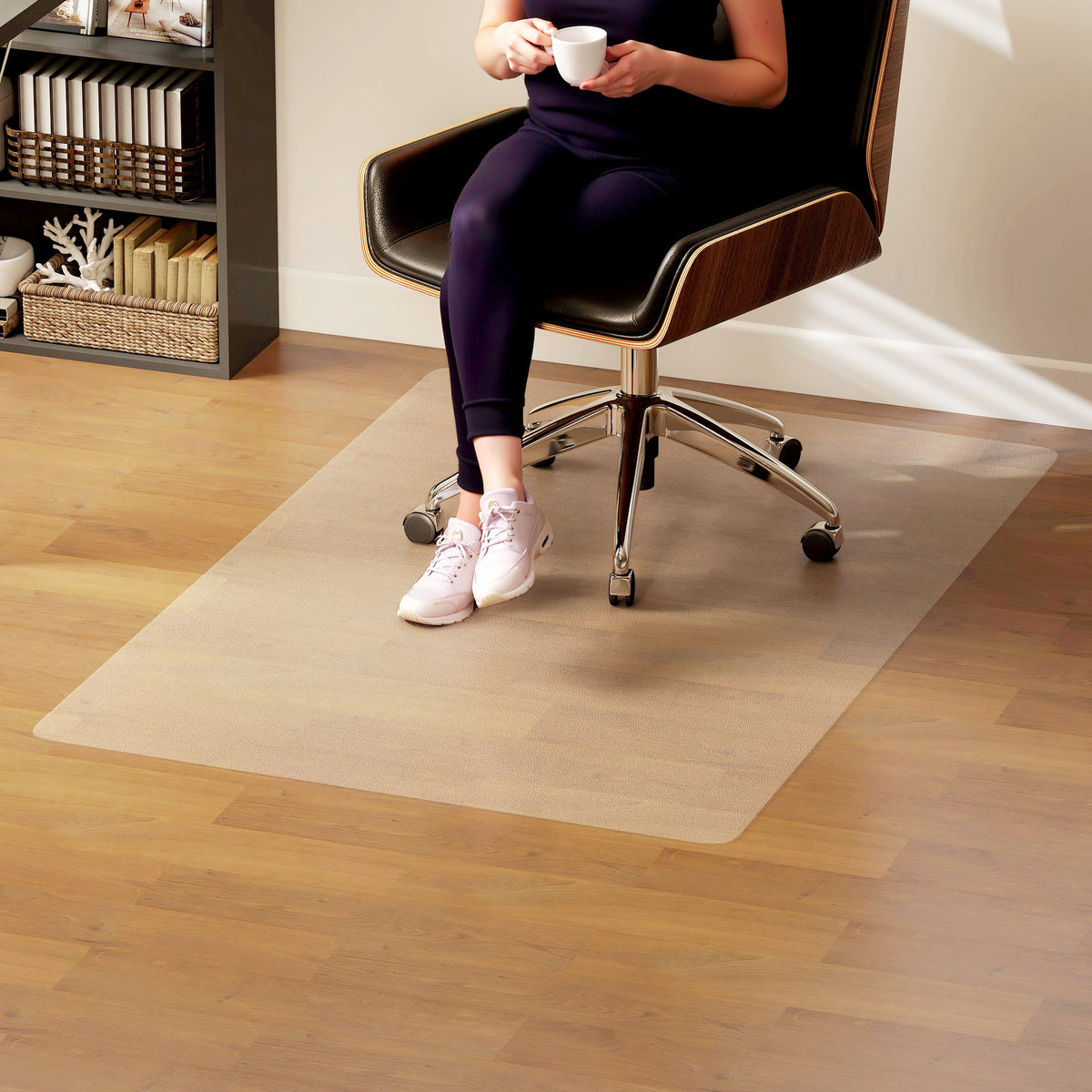 Floor protection mat, non-slip, 1.5mm thick, 100 x 150 cm, transparent (2)