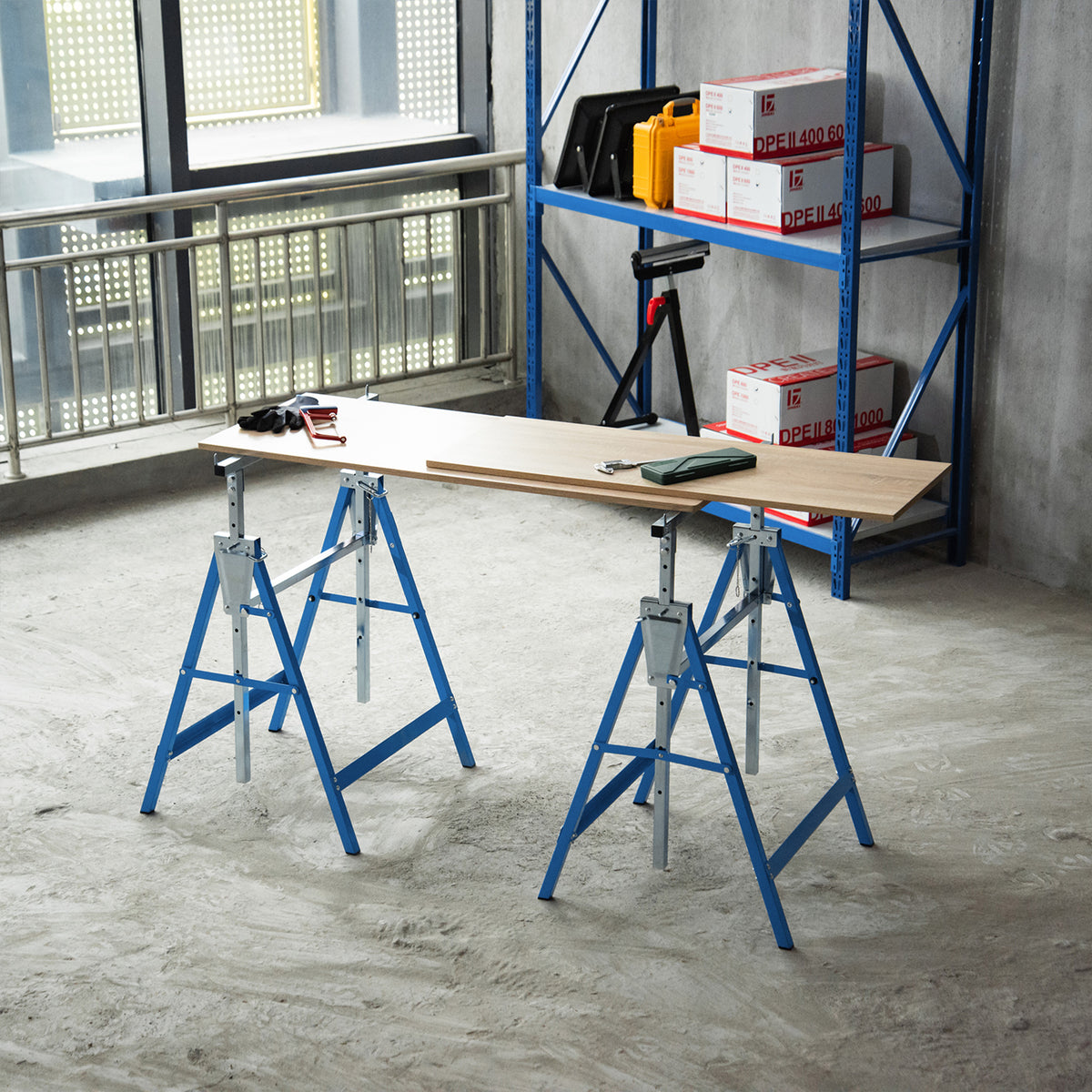 Set of 2 Sawhorses, load capacity up to 200 kg, foldable, height-adjustable 80-130 cm, steel trestle, support (2)