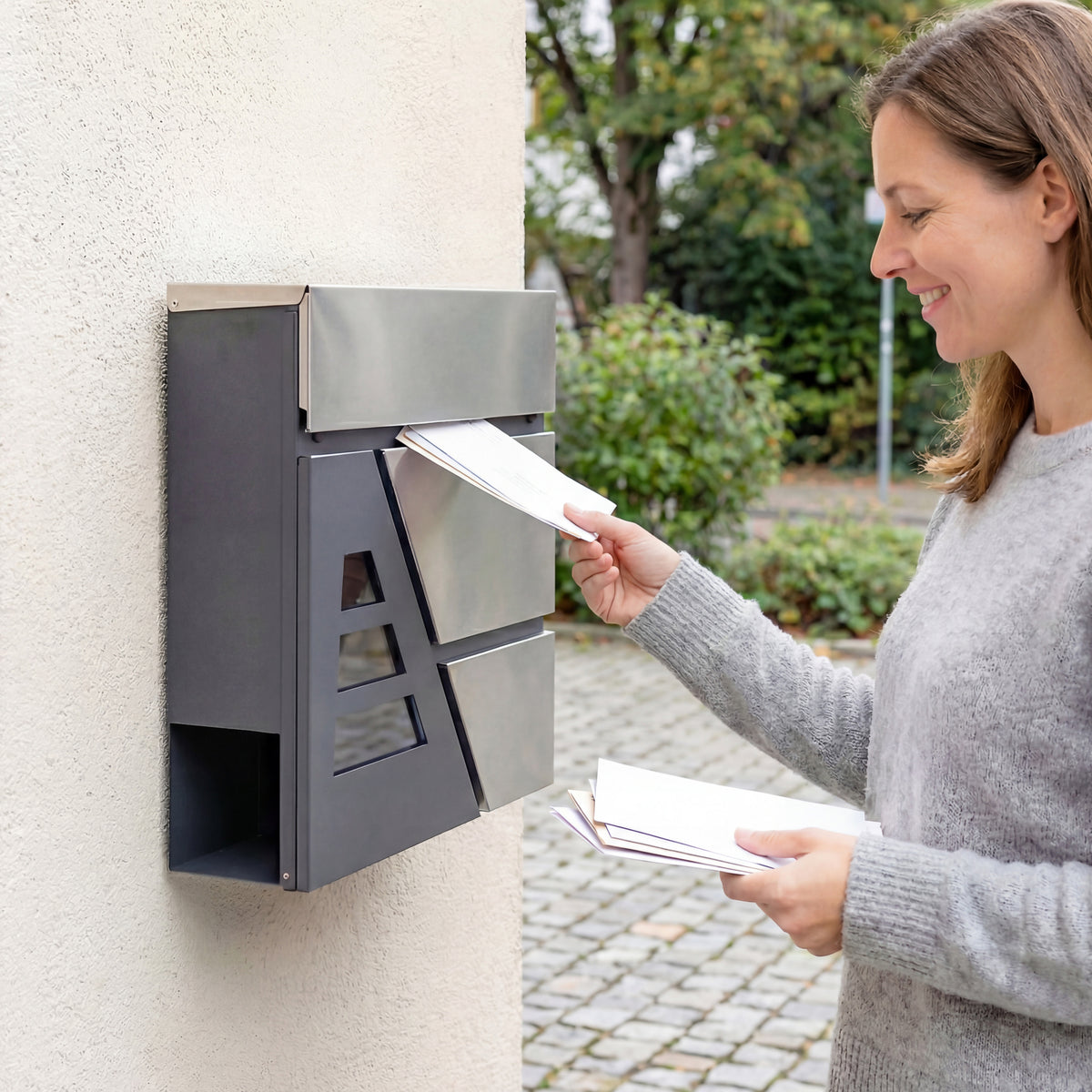 Wall-mounted mailbox, weatherproof with newspaper holder and 2 keys for exterior wall, dark gray (2)