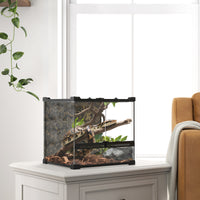 Glass terrarium for reptiles, raised & waterproof base, button lock (10)