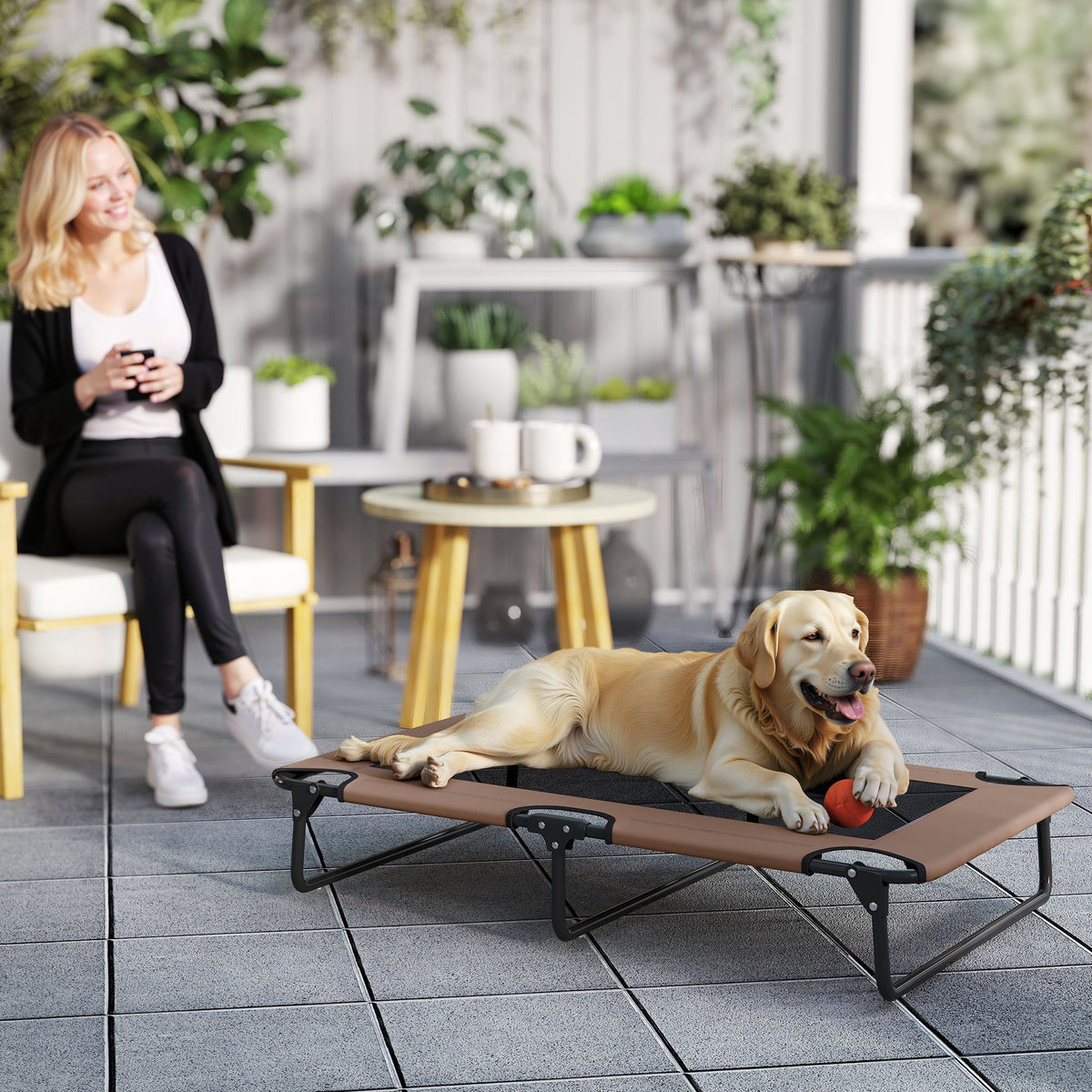 Portable elevated dog bed, raised pet bed with breathable mesh, for large dogs, coffee (2)