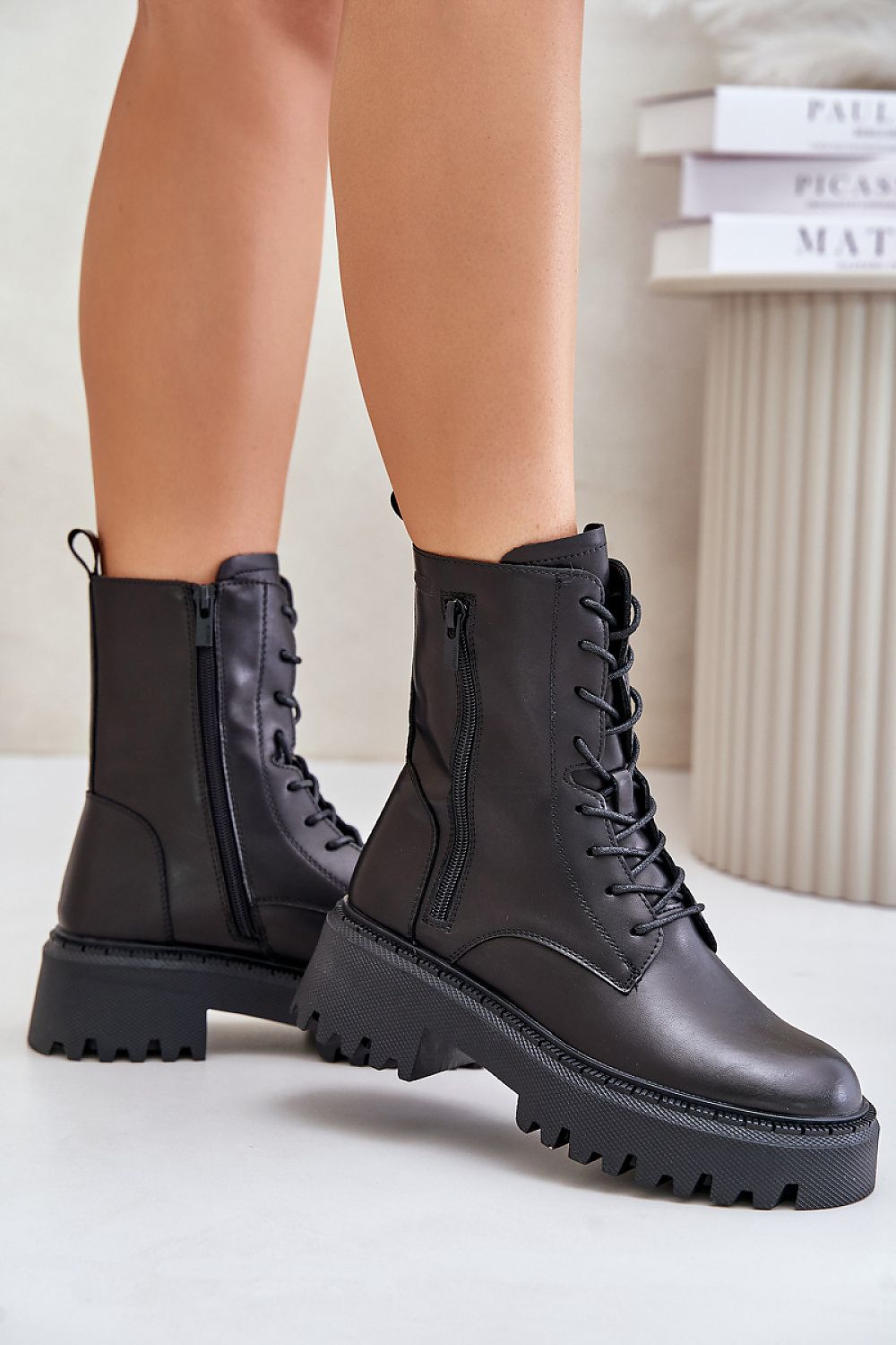  Boot model 202041 Step in style 