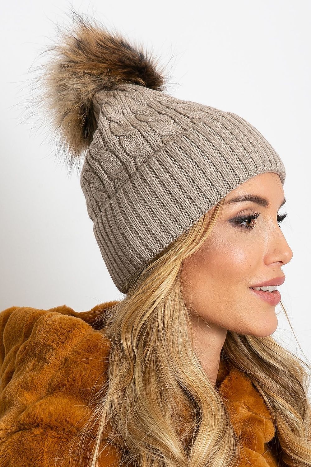  Mütze model 208257 Wool Fashion Italia 