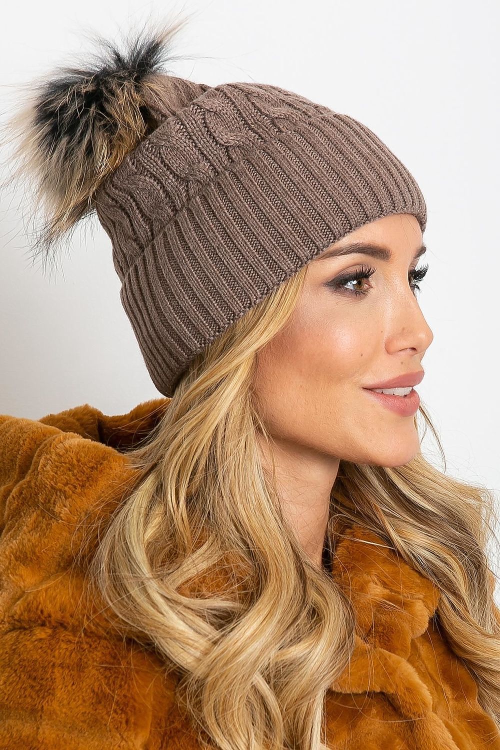  Mütze model 208258 Wool Fashion Italia 