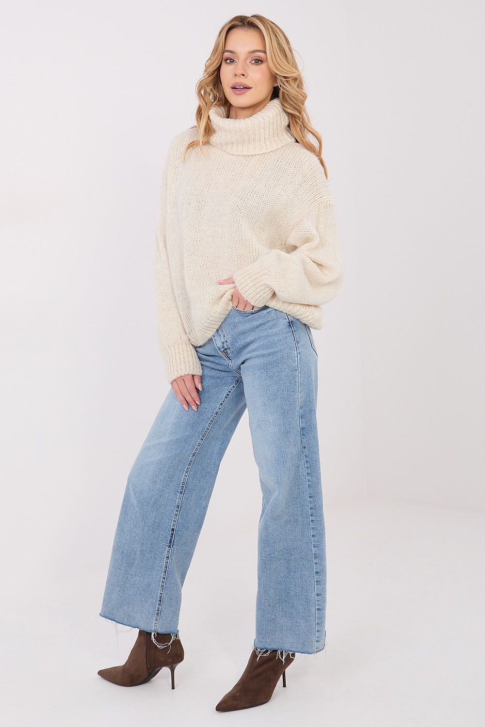  Rollkragenpullover model 221856 Factory Price 