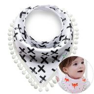 Baby-Halstuch mit Pompons – Kreuz