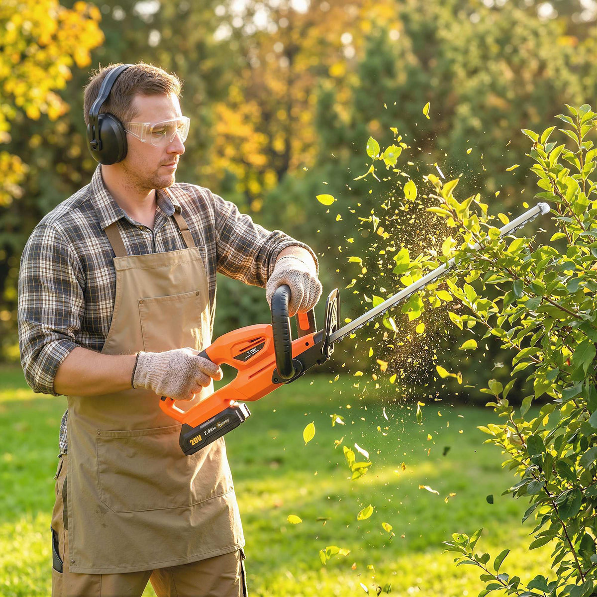 Electric Hedge Trimmer Battery-Powered Electric Hedge Cutter with 100W Motor Power Cordless 51cm Blade Length (2)