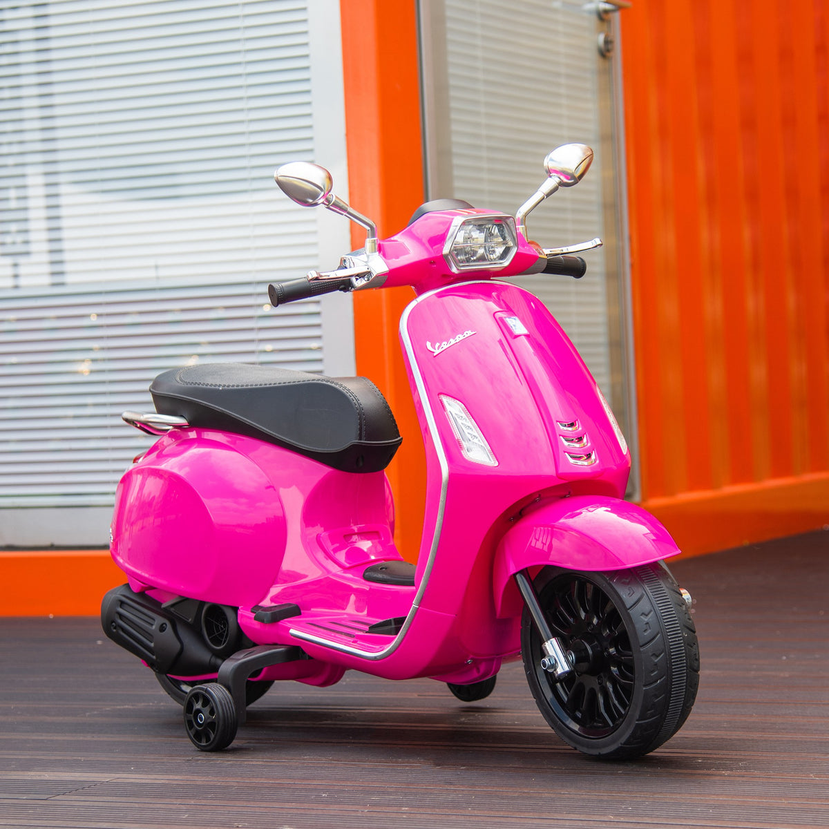 Electric children's motorcycle, Vespa, 3 km/h, 3-6 years, music, light & radio, pink (10)