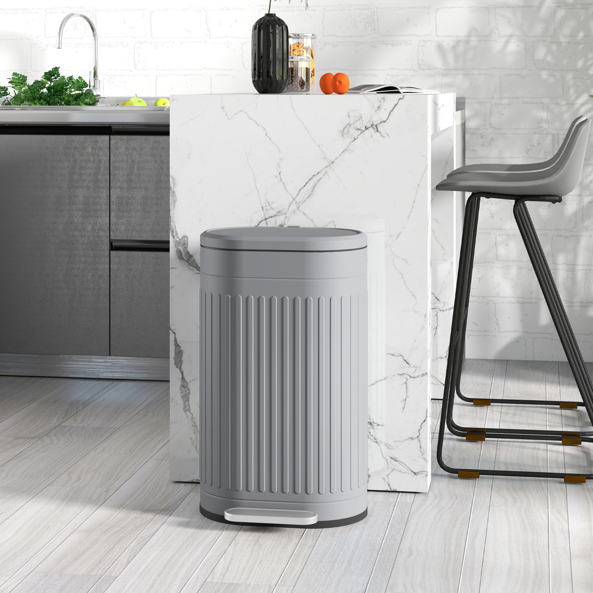 30L Trash Can Pedal Bin with Lid, Foot Pedal, Removable Inner Bucket, Soft-Close Function, 36.5 x 31.2 x 60.8 cm (2)
