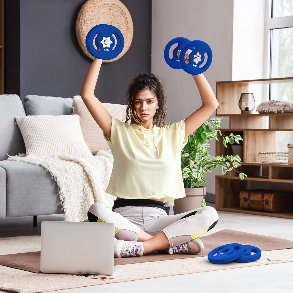 2 x 5 kg weight plates with practical handles, weight set for home gym, fitness studio, strength training, blue (2)